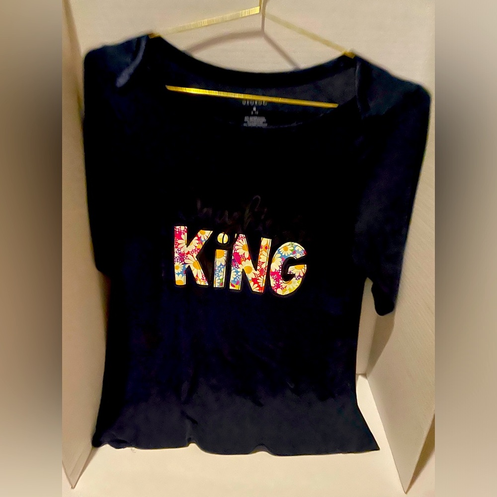 George Daughter of the King- medium 8-10 Tshirt